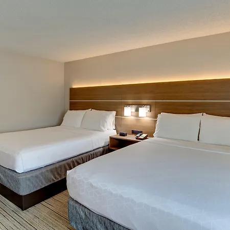 Express W-i40 By Ihg Hotel 3*
