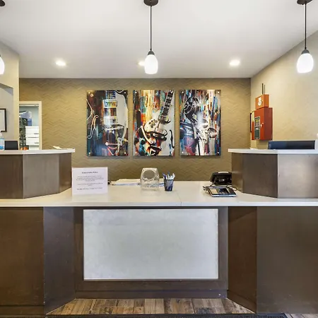 Western Airport - Bna Hotel