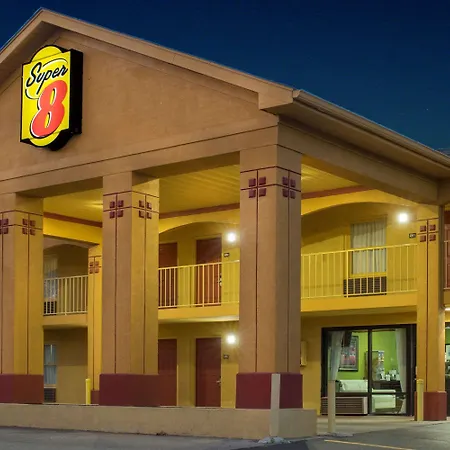 Hotel Super 8 By Wyndham West 2*