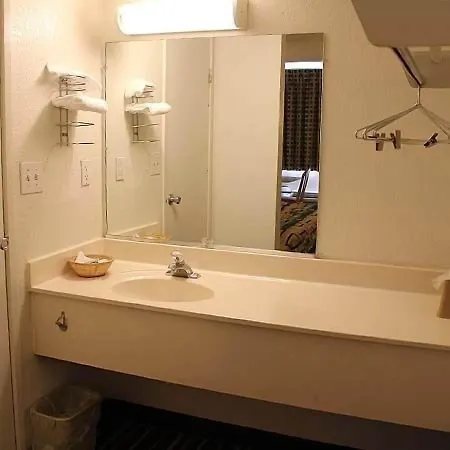 Somatel Airport Hotel Nashville