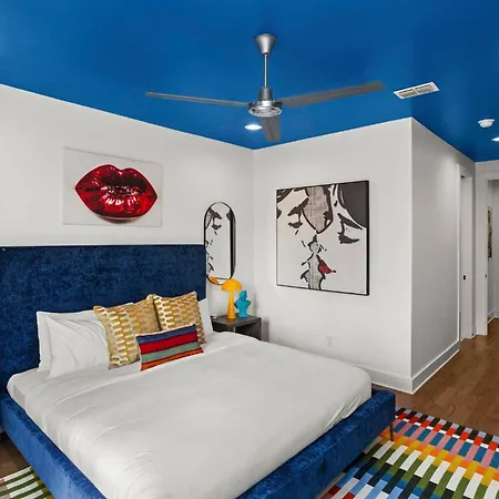 2 Adjacent Gem Great For Big Groups 8th Ave S Holiday home Nashville