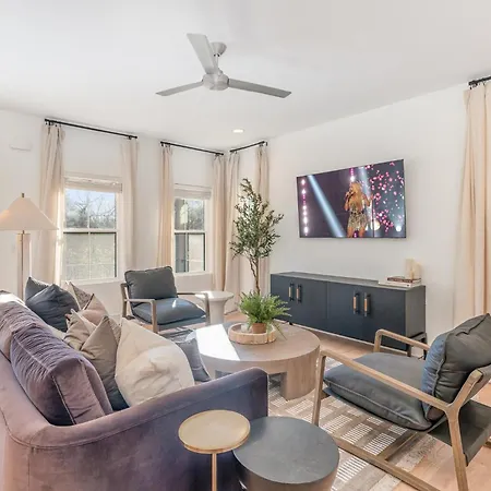 - 405 Marshall St #3 * Nashville
