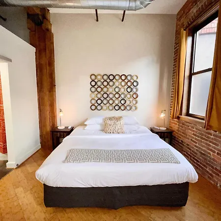 King George Apartment Nashville