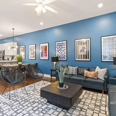 Holiday home Walk To Vanderbilt And Belmont With Garage And Rooftop Deck Nashville