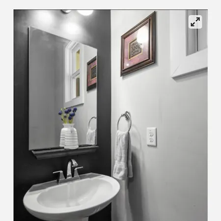 Homestay Villa-a Sanctuary Of Modern Elegance *