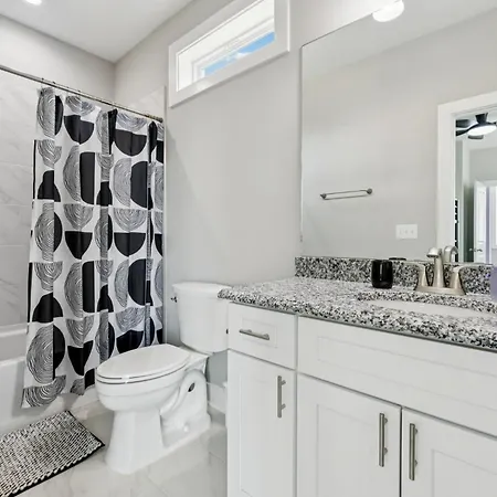 Friends In Skyline Places, 10 Min To Broadway, Perfect For Groups * Nashville