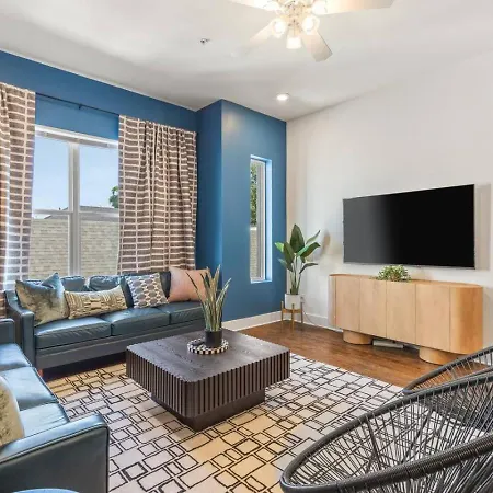 Holiday home Walk To Vanderbilt And Belmont With Garage And Rooftop Deck Nashville