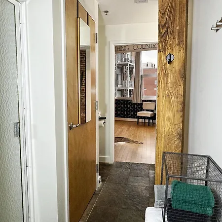 Apartment Brooks *