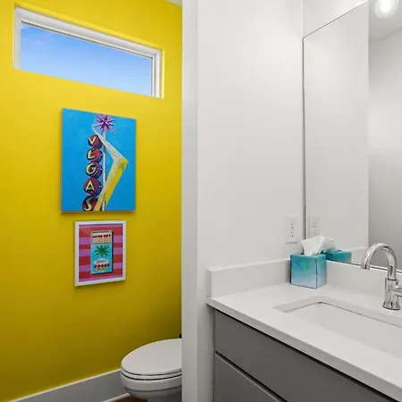 2 Adjacent Gem Great For Big Groups 8th Ave S * Nashville
