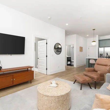 Holiday home Sleeps 20 Three Side By Side 10 Minutes To Broadway