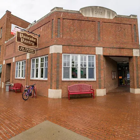 The Grant | 9 Mins To Downtown, Vandy On Foot * Nashville