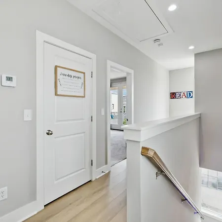 Holiday home Friends In Skyline Places, 10 Min To Broadway, Perfect For Groups Nashville