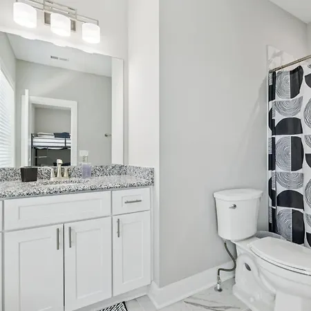 Holiday home Friends In Skyline Places, 10 Min To Broadway, Perfect For Groups *
