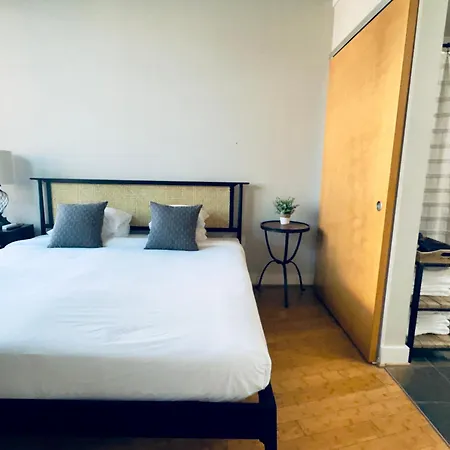 Apartment Brooks *