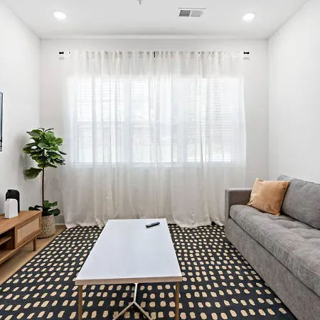 Holiday home Only 3 Miles From Broadway Sleeps 16 Two Side By Side *