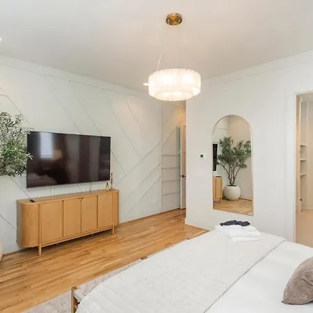 Nash - The Nash - 757ab Lynwood Ave Holiday home