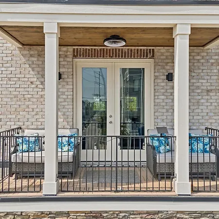 Friends In Skyline Places, 10 Min To Broadway, Perfect For Groups Nashville