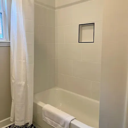 The Jefferson Weekend Haven Prime Location Apartment Nashville