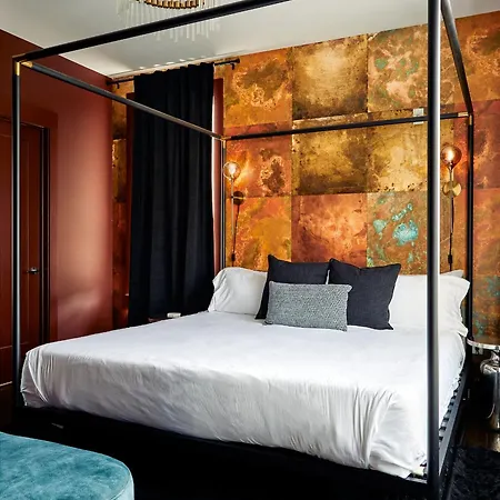 Apartment Stylish 2 Penthouse Walk To Shopping, Food, 1 Of 7 Themed Lofts At Cowrite, Find Coffee And Tacos Downstairs, Complimentary Spin Class, Walk To Shopping In 12 South, 10 Minutes To Broadway, Parking, 24 Hr Hospitality *