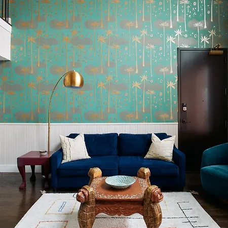 Stylish Boho Courtyard Loft With King Beds In 12s At 1 Of 7 Themed Lofts At Cowrite, Find Coffee And Tacos Downstairs, Complimentary Spin Class, Walk To Shopping In 12 South, 10 Minutes To Broadway, Parking, 24 Hr Hospitality Apartment *