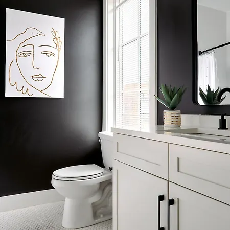 Stylish Boho Courtyard Loft With King Beds In 12s At 1 Of 7 Themed Lofts At Cowrite, Find Coffee And Tacos Downstairs, Complimentary Spin Class, Walk To Shopping In 12 South, 10 Minutes To Broadway, Parking, 24 Hr Hospitality Apartment Nashville