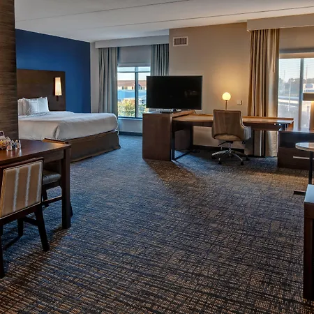 By Marriott At Opryland 3* Nashville