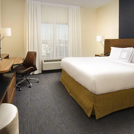 Fairfield And By Marriott Downtown/the Gulch Hotel