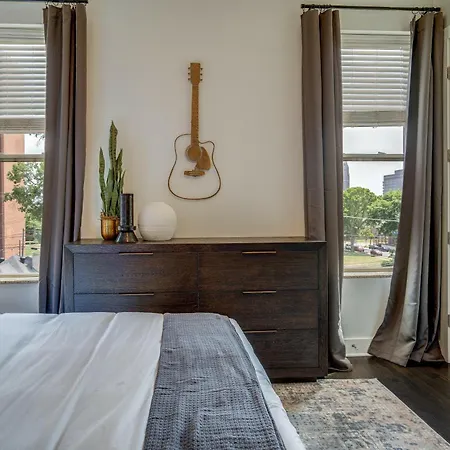 Lofts At 30th - Urban - 6 Mins To Broadway