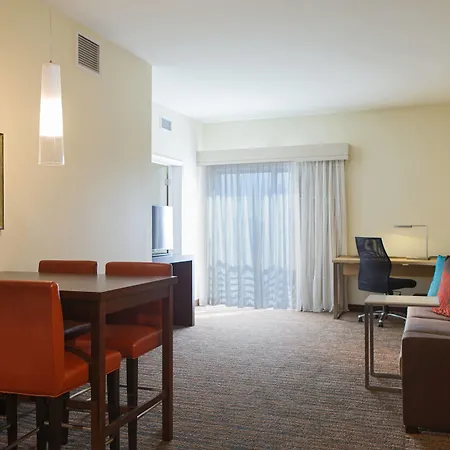 Hotel By Marriott Vanderbilt/west End