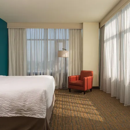 By Marriott Vanderbilt/west End Hotel 3*