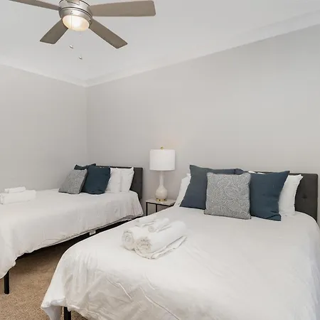 Belwood Bloom - 2 Units - Walk To Centennial Park *
