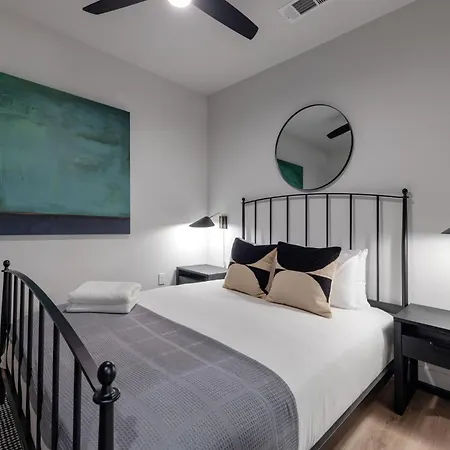 Odyssey Apartment *