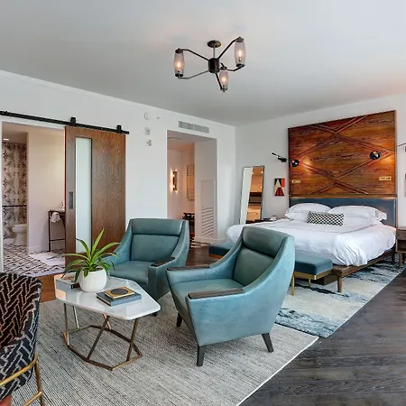 Thompson Nashville, By Hyatt 4*