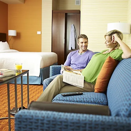 Fairfield & By Marriott Downtown-metrocenter