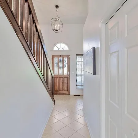 Group Haven Retreat- 2 Min To Lake! 15 Min To Dt! * Nashville