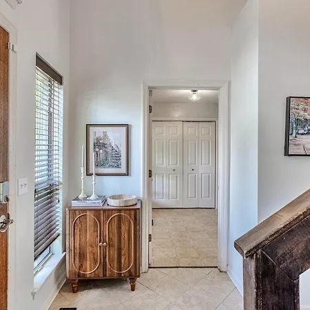 Group Haven Retreat- 2 Min To Lake! 15 Min To Dt! Nashville