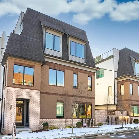 2 Side By Side Homes With Rooftops Holiday home Nashville
