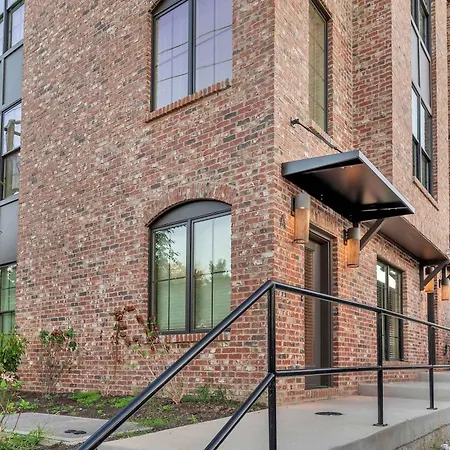 New 2 Luxe Townhomes With Rooftops Sleeps 24 Nashville