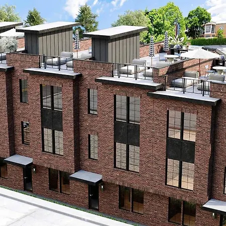 Holiday home New 2 Luxe Townhomes With Rooftops Sleeps 24