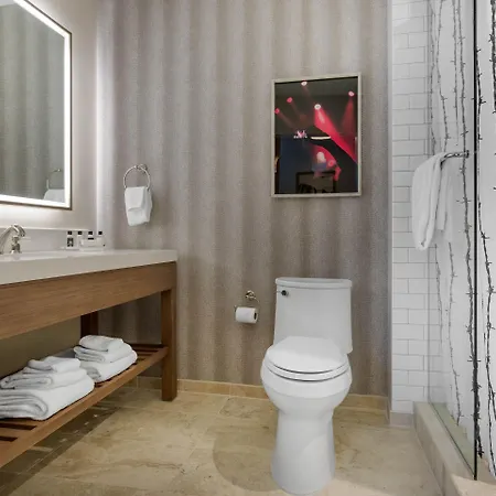Hotel Cambria Downtown 4*