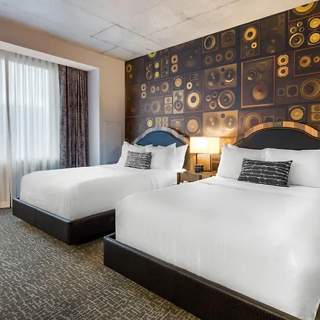 Cambria Downtown Hotel
