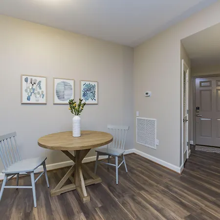 Mint House - Hillsboro Village 4*