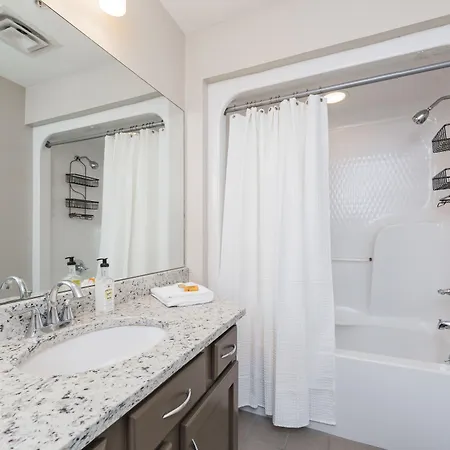 Aparthotel Mint House - Hillsboro Village 4*