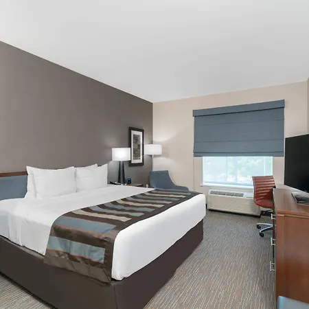 Hampton By Hilton Airport Century Place Hotel Nashville