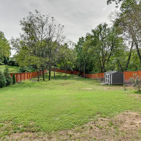 Old Hickory Hideout: Charming W/ Deck! Apartment Nashville