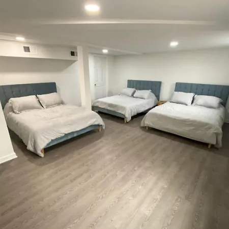 New Listing The Playhouse With Games & Holiday home Nashville