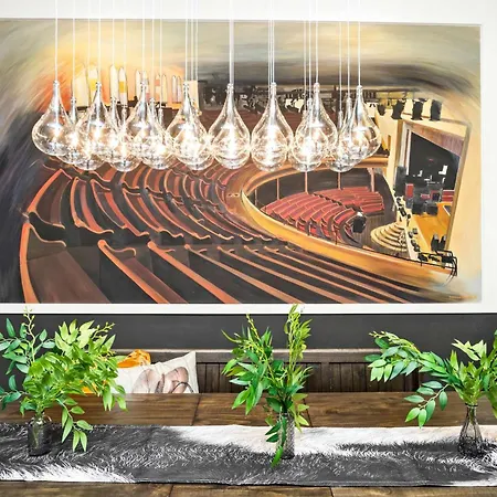 Iconic Ryman Revival - Pews Murals & Karaoke * Nashville