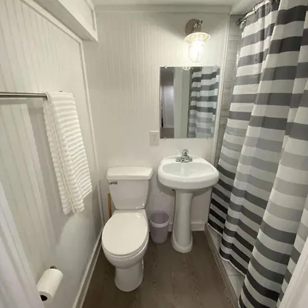 Holiday home New Listing The Playhouse With Games & *