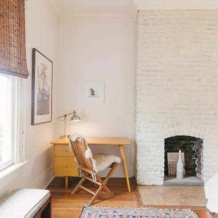 Historic Gem 4 Bedroom With Pool, Walk To Hotspots *