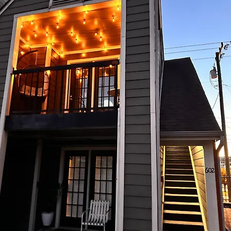 Apartment Walk To Broadway - Free Gated Parking - Cozy Nashville